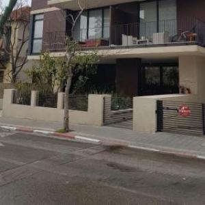 Luxury 3 Bdr Apartment Neve Tzedek #N17