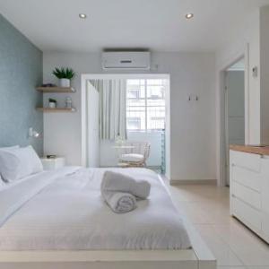 23 Hovevei Tsiyon Street - By Beach Apartments TLV