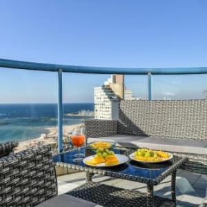 Sea View on the Beach W Balcony  Parking by Sea N Rent 