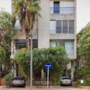Ideal 2BR in Byron 7 by HolyGuest