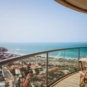 Luxury Condo & Spectacular View by FeelHome