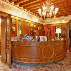 Hotel Fontana 