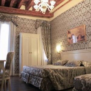 Hotel Bridge Venice 