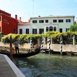 Pensione Accademia   Villa maravege