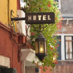 Hotel dalla mora