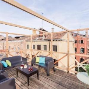 Ca del monastero 7 Collection Bright Apartment with terrace