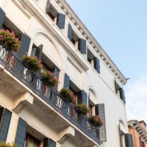Ca' Bonfadini Historic Experience