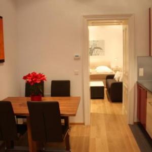 Opera Studio Apartment