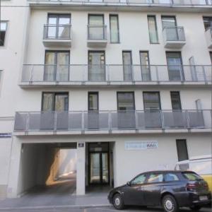Rafael Kaiser - Paros Apartment - Contactless 24h Check-In Vienna