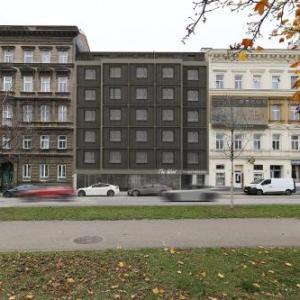 numa l Wood Rooms & Apartments