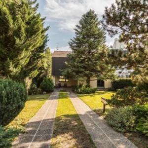 Yes it is REtRO   Big Villa with Indoor Pool by welcome2vienna 