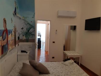 Hotel Antica Repubblica in Amalfi center at 100mt from the sea with parking - image 10