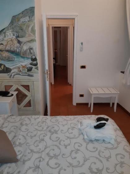Hotel Antica Repubblica in Amalfi center at 100mt from the sea with parking - image 17