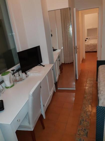Hotel Antica Repubblica in Amalfi center at 100mt from the sea with parking - image 7
