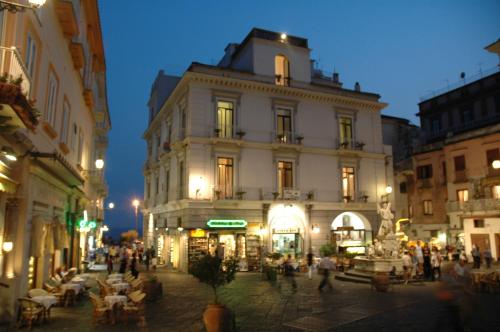 Hotel Fontana - main image