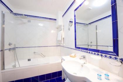 Grand Hotel Excelsior - image 15