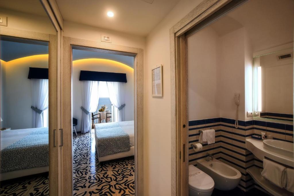 Hotel Miramalfi - image 7