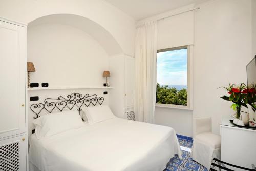 Hotel Aurora - main image