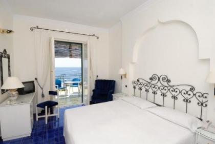 Hotel Aurora - image 12