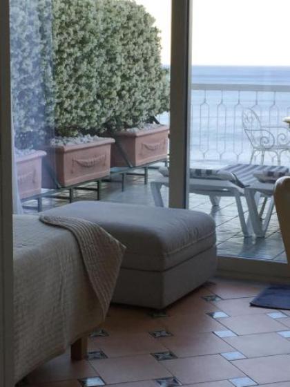 Hotel Bellevue Suite - image 5