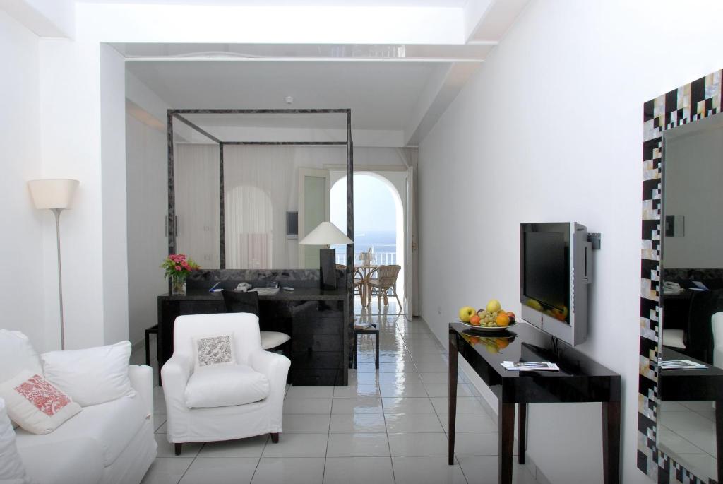 Hotel Marina Riviera - image 2
