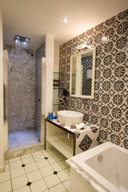 Hotel Marina Riviera - image 20