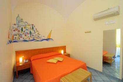 Sharon House - image 10