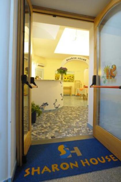 Sharon House - image 4