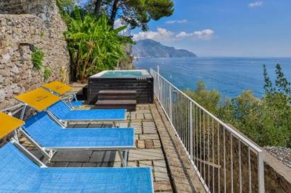 Villa Santa Maria - Luxury Sea View Rooms - image 15
