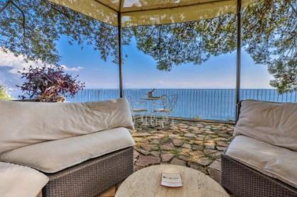 Villa Santa Maria - Luxury Sea View Rooms - image 18