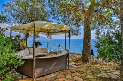Villa Santa Maria - Luxury Sea View Rooms - image 20