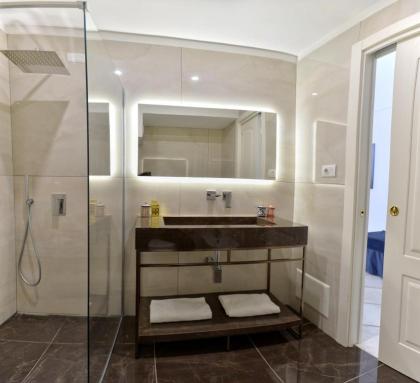 Amalfi Resort - image 12