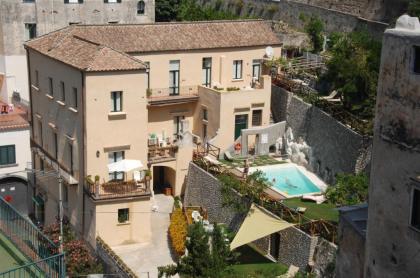 Amalfi Resort - image 3
