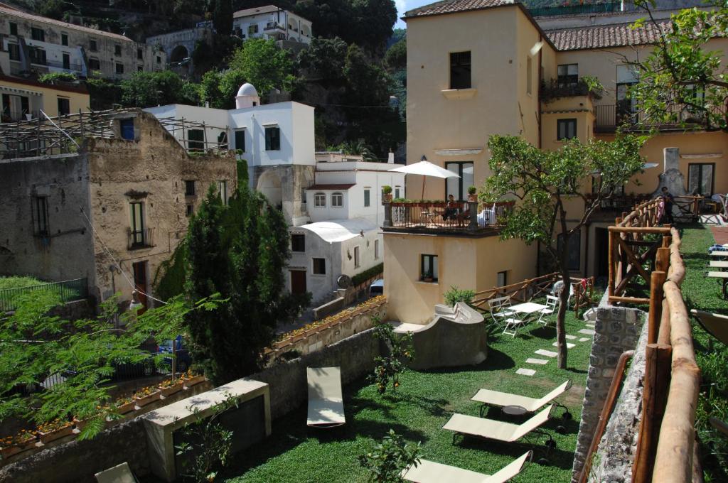 Amalfi Resort - image 5