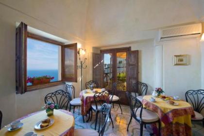 L'Antico Borgo Dei Limoni - image 10