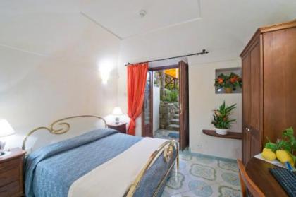L'Antico Borgo Dei Limoni - image 12