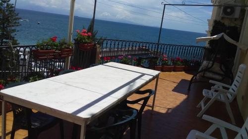 Holidays Baia D'Amalfi - image 5