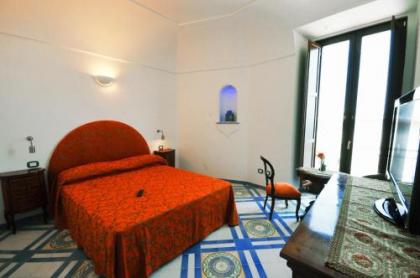 Hotel Croce Di Amalfi - image 11