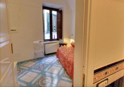 Hotel Croce Di Amalfi - image 2