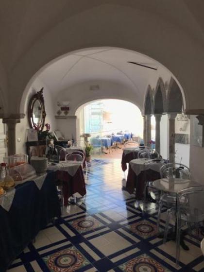 Hotel Croce Di Amalfi - image 20
