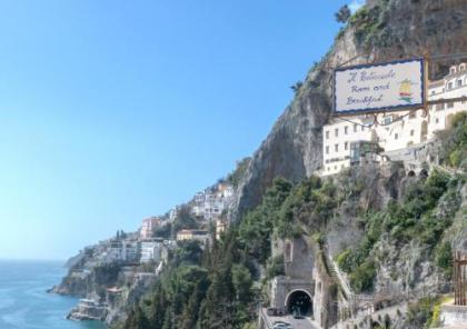 B&B Il Porticciolo di Amalfi - image 5