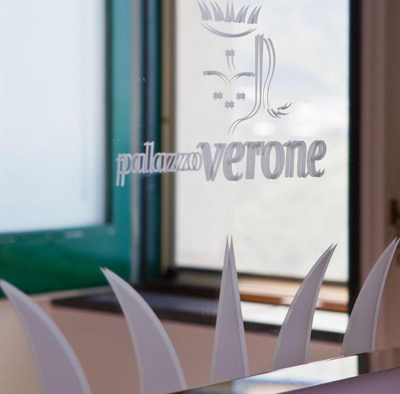 Palazzo Verone - image 5