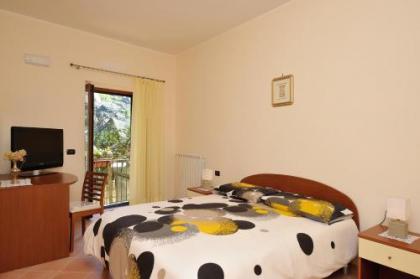Lemon Garden - image 8
