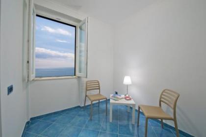 Blu Rose - image 7