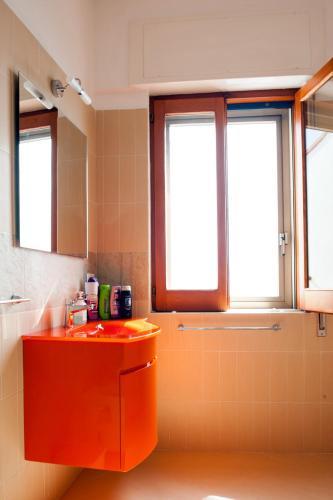 Villa Serena with Sea View - image 4