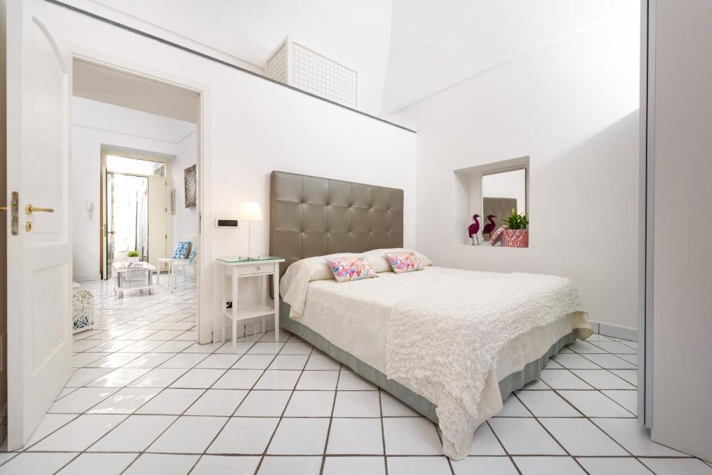 Cartiera Apartment with Pool by AMALFIVACATION - image 7