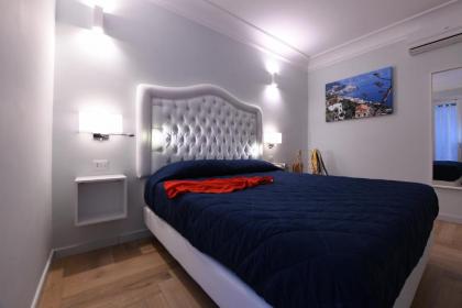 Angela House Amalfi centro - image 11
