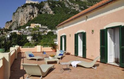 AMALFI - VILLA DI LUSSO A PICCO SUL MARE - image 10