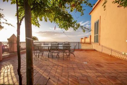AMALFI - VILLA DI LUSSO A PICCO SUL MARE - image 13