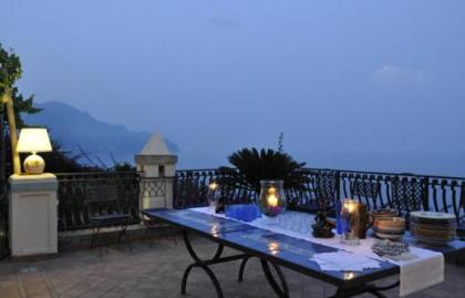 AMALFI - VILLA DI LUSSO A PICCO SUL MARE - image 17